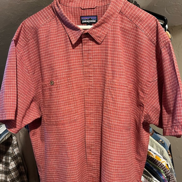 Patagonia shirt - Picture 2 of 3
